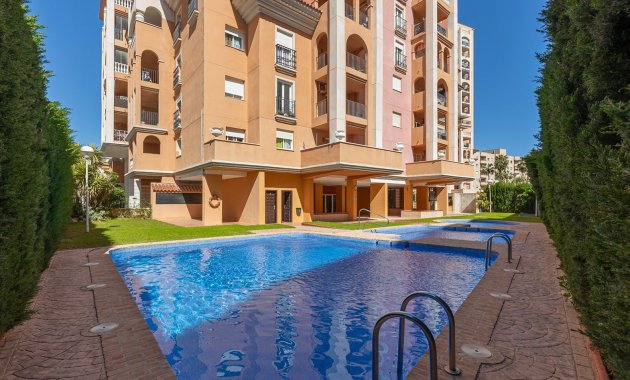 Wiederverkauf - Apartment -
Torrevieja - Playa de los locos