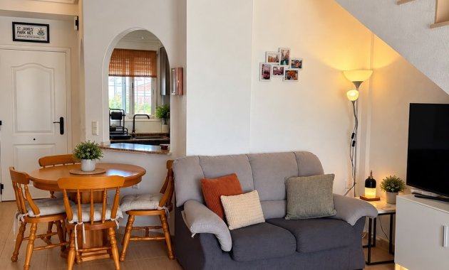 Resale - Semi - Detached Villa -
Ciudad Quesada - Rojales - Urbanización Ciudad Quesada