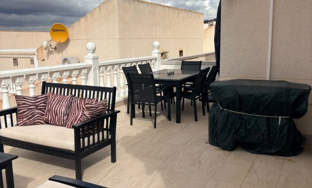 Resale - Semi - Detached Villa -
Ciudad Quesada - Rojales - Urbanización Ciudad Quesada