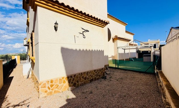 Resale - Detached House / Villa -
Los Montesinos - La Herrada