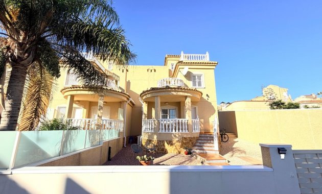 Resale - Semi - Detached Villa -
Ciudad Quesada - Rojales - La Marquesa Golf
