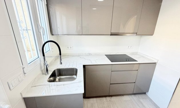 Resale - Semi - Detached Villa -
Ciudad Quesada - Rojales - La Marquesa Golf