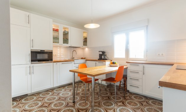 Resale - Semi - Detached Villa -
Punta Prima