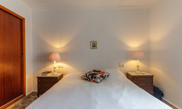 Resale - Semi - Detached Villa -
Punta Prima