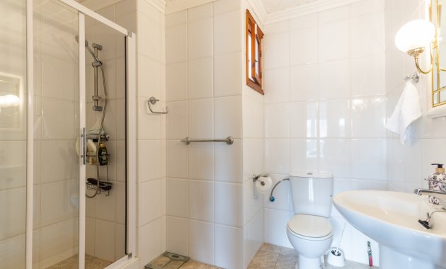 Resale - Semi - Detached Villa -
Punta Prima