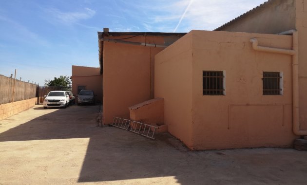 Reventa - 5. Finca / Country Property -
Los Montesinos