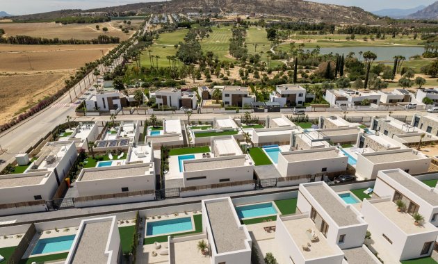 Obra nueva - Villa -
Algorfa - La Finca Golf