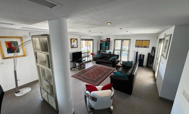 Revente - Détaché / Villa -
Cox