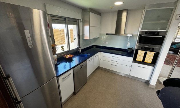 Revente - Détaché / Villa -
Cox