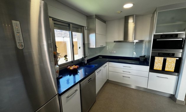 Revente - Détaché / Villa -
Cox