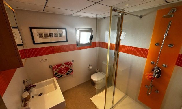 Revente - Détaché / Villa -
Cox