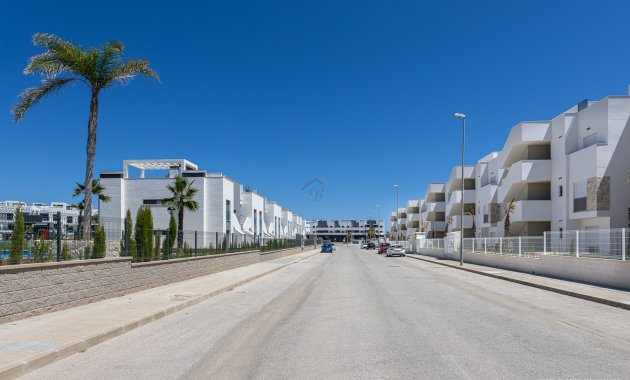 Resale - Apartment -
Guardamar del Segura - El Raso