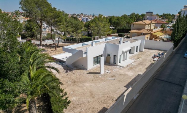 Obra nueva - Villa -
Orihuela Costa - Las Filipinas