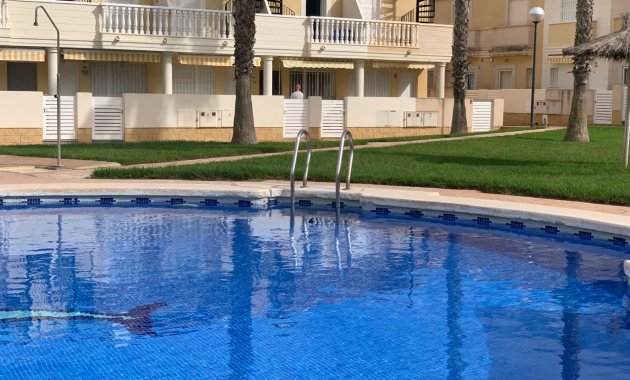 Herverkoop - Rijwoning -
Orihuela Costa - Lomas de Cabo Roig