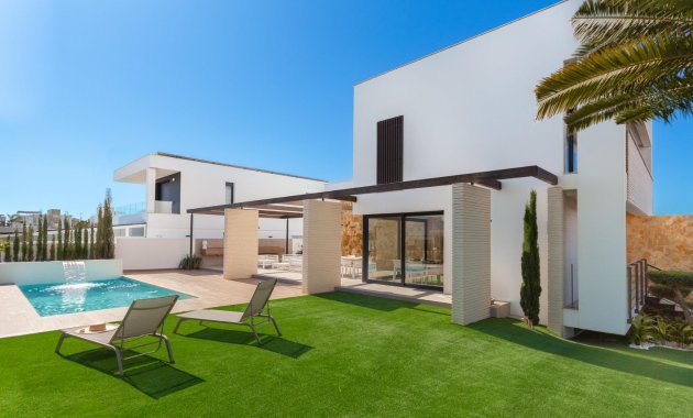 Obra nueva - Villa -
Orihuela Costa - Campoamor