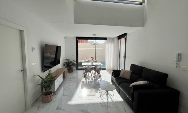 Resale - Detached House / Villa -
Los Montesinos - Los Montesinos - Urb. La Herrada