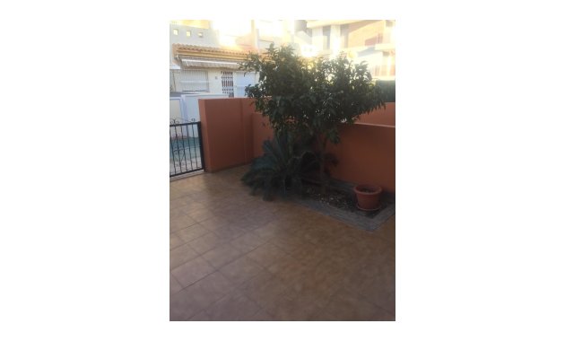 Herverkoop - Rijwoning -
Orihuela Costa - Cabo Roig