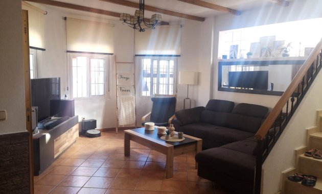 Herverkoop - Vrijstaande woning / Villa -
Los Montesinos - La Herrada