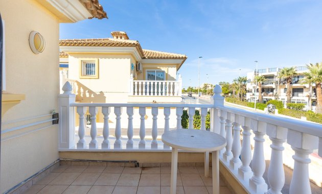 Resale - Semi - Detached Villa -
La Mata - Playa