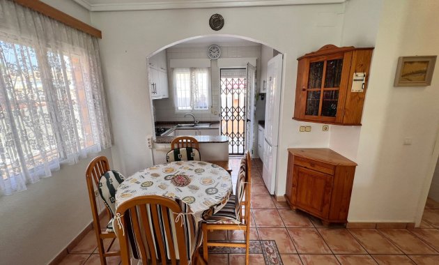 Resale - Town House -
Torrevieja