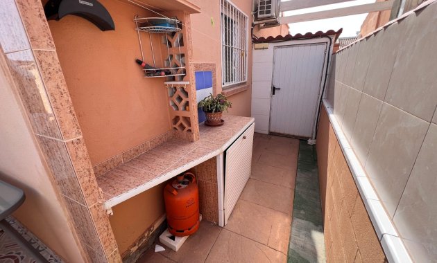 Resale - Town House -
Torrevieja