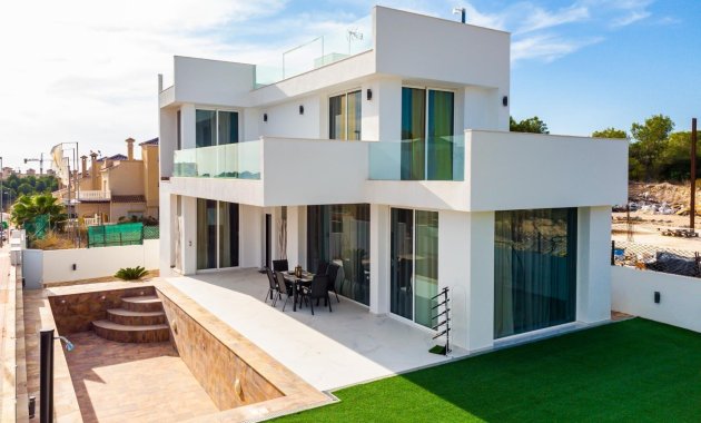 Obra nueva - Villa -
Orihuela Costa - Villamartín