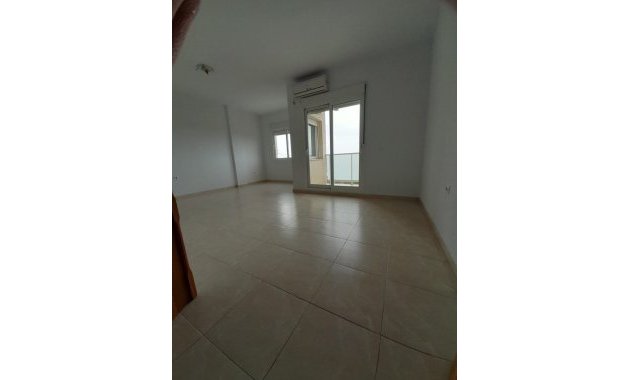 Reventa - Apartamento -
Los Montesinos