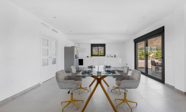 Herverkoop - Vrijstaande woning / Villa -
Macisvenda