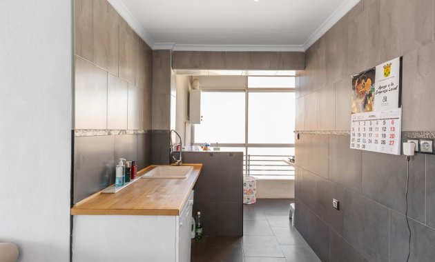Herverkoop - Appartement -
Daya Nueva