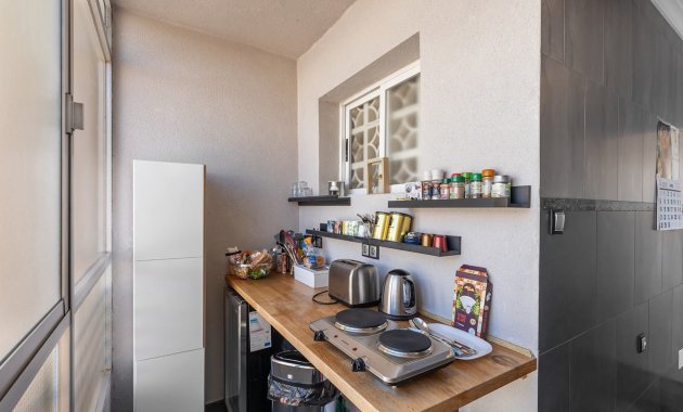 Herverkoop - Appartement -
Daya Nueva