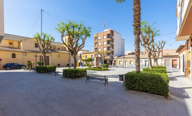 Herverkoop - Appartement -
Daya Nueva