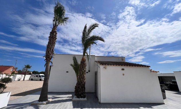 Reventa - Finca   -
Elche - La Marina