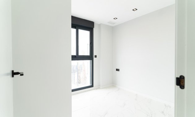 Obra nueva - Villa -
Orihuela Costa - Punta Prima