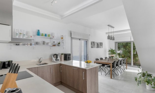 Resale - Villa -
Benijofar