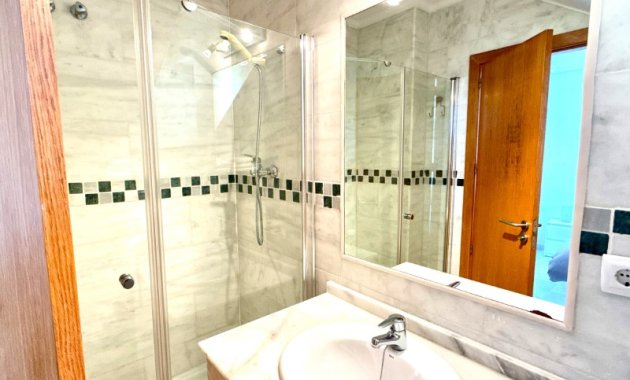Herverkoop - Appartement -
Algorfa