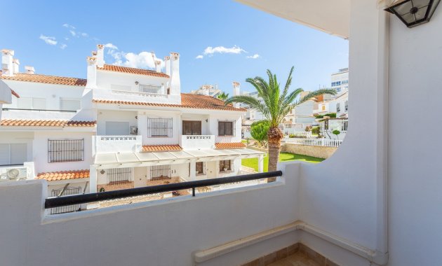 Reventa - Casa adosada -
La Mata