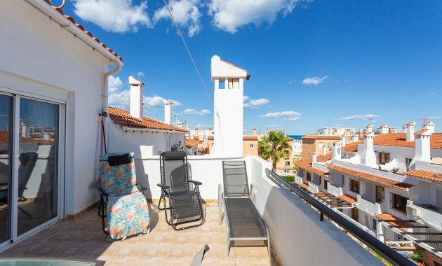 Reventa - Casa adosada -
La Mata