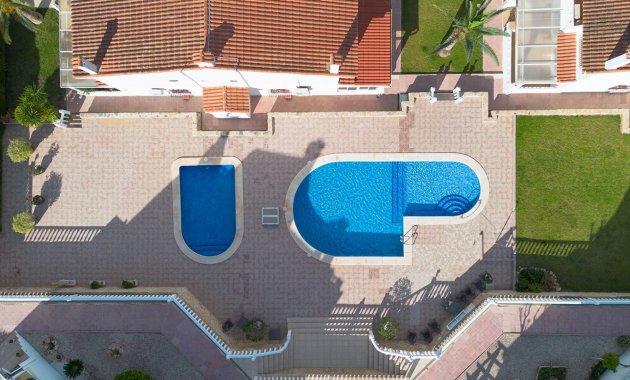 Reventa - Casa adosada -
La Mata