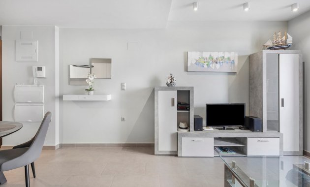 Reventa - Apartamento -
La Mata - Playa