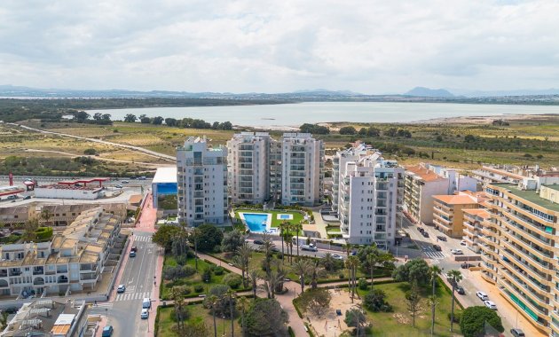 Reventa - Apartamento -
La Mata - Playa