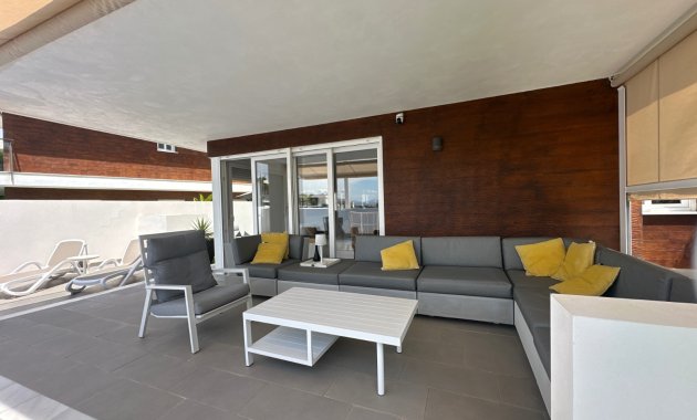 Herverkoop - Vrijstaande woning / Villa -
Gran Alacant