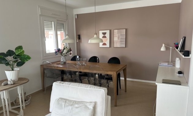 Herverkoop - Vrijstaande woning / Villa -
Gran Alacant