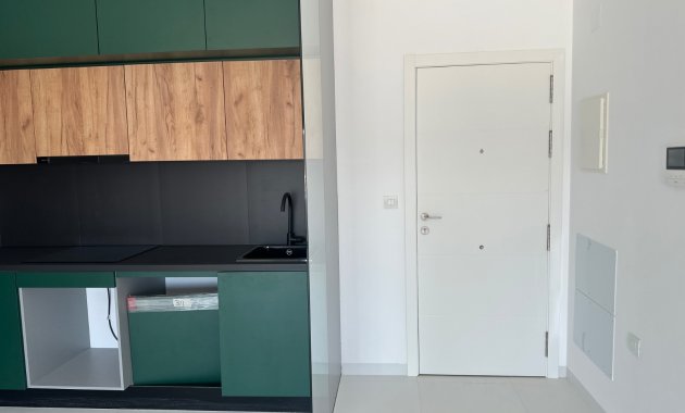 Wiederverkauf - Apartment -
San Miguel de Salinas