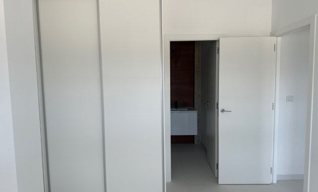 Wiederverkauf - Apartment -
San Miguel de Salinas
