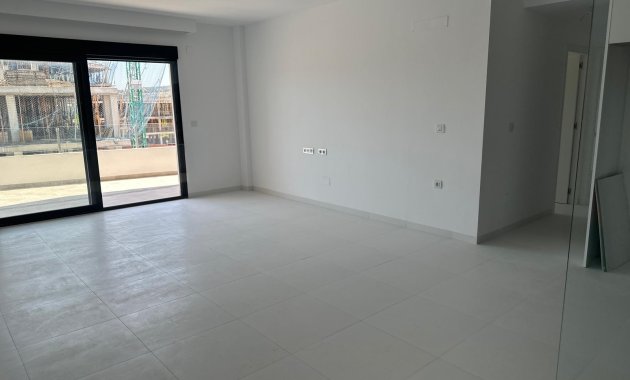 Wiederverkauf - Apartment -
San Miguel de Salinas
