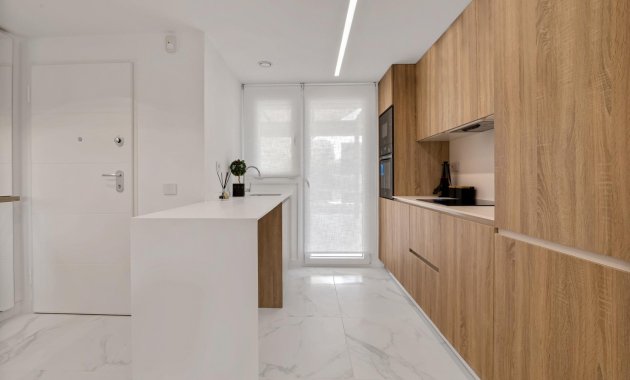 Neue Gebäude - Penthouse -
Torrevieja - Punta Prima