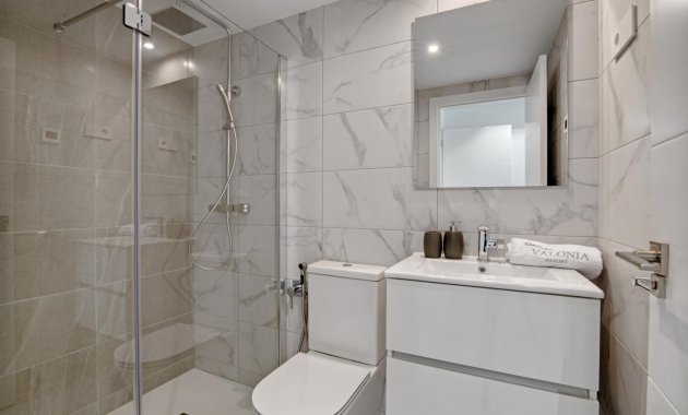 Neue Gebäude - Penthouse -
Torrevieja - Punta Prima