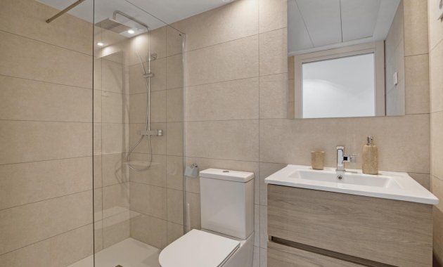 Neue Gebäude - Penthouse -
Torrevieja - Punta Prima