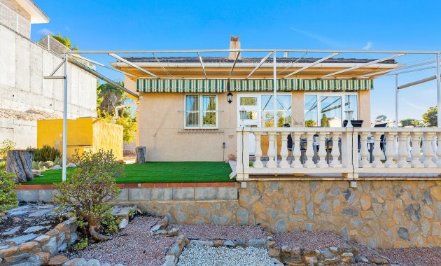 Wiederverkauf - Freistehend / Villa -
Torrevieja - Los Balcones