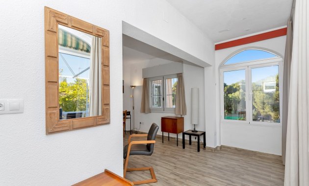 Wiederverkauf - Freistehend / Villa -
Torrevieja - Los Balcones
